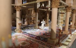In der Moschee, Modell Altcairo | Foto: Birgit Franchy