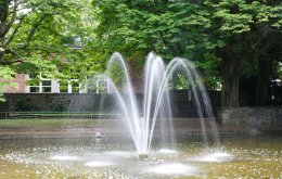 Stadtpark-Brunnen-Passstraße-2