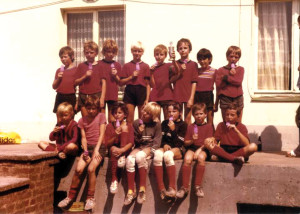 fussballmannschaft_kinder1974