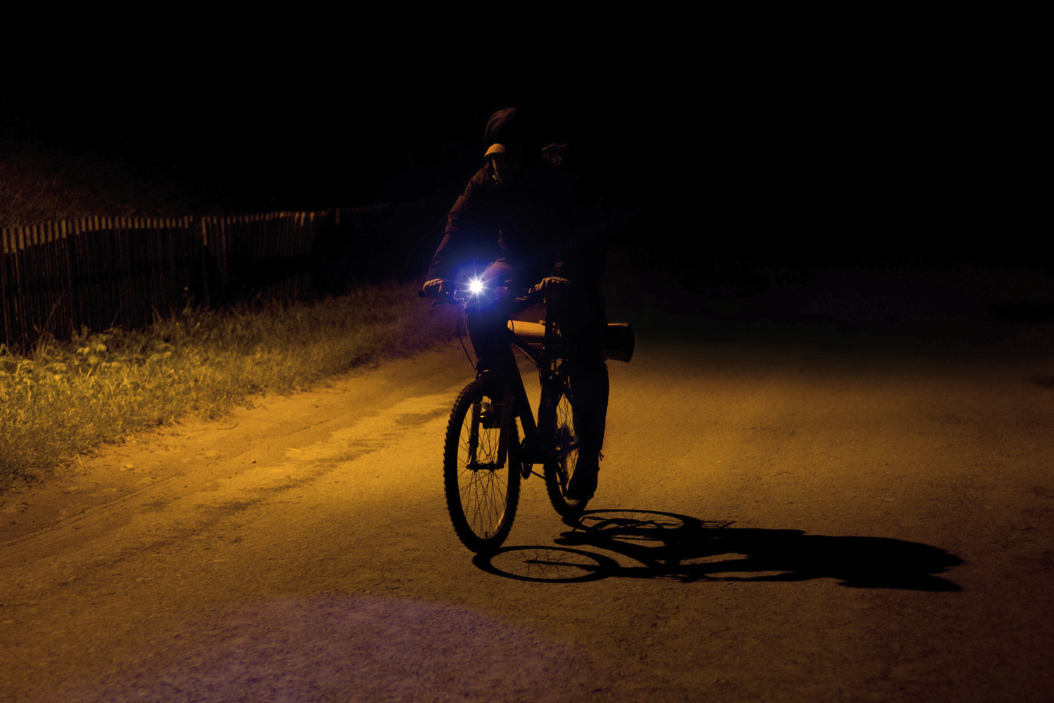 Fahrradlicht: So sieht man Radlerinnen auch im Dunkeln